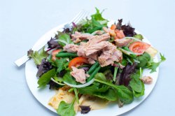 Salad nicoise with tuna