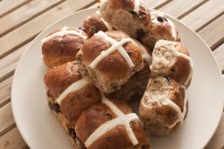 Batch of delicious spicy hot cross buns